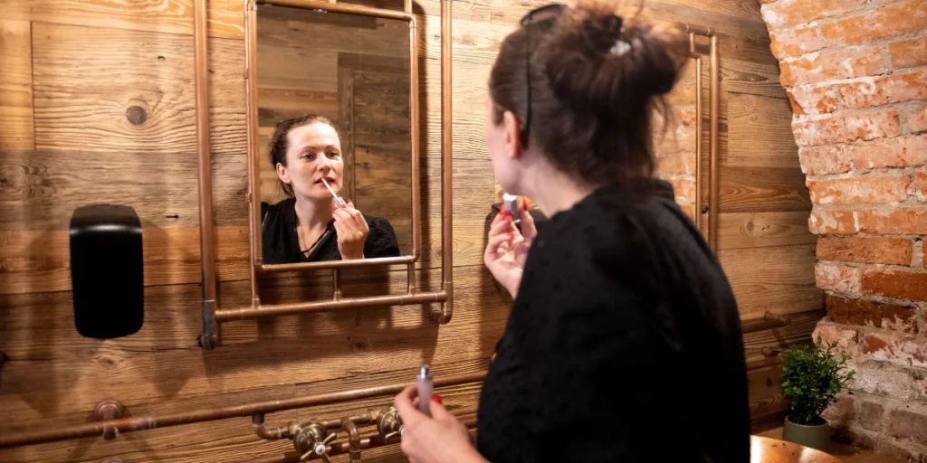 รีโนเวทห้องน้ำร้านอาหารสไตล์ Industrial Loft