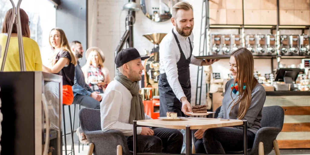 รีโนเวทอาคารชั้นเดียวเป็นคาเฟ่สไตล์สแกนดิเนเวียน