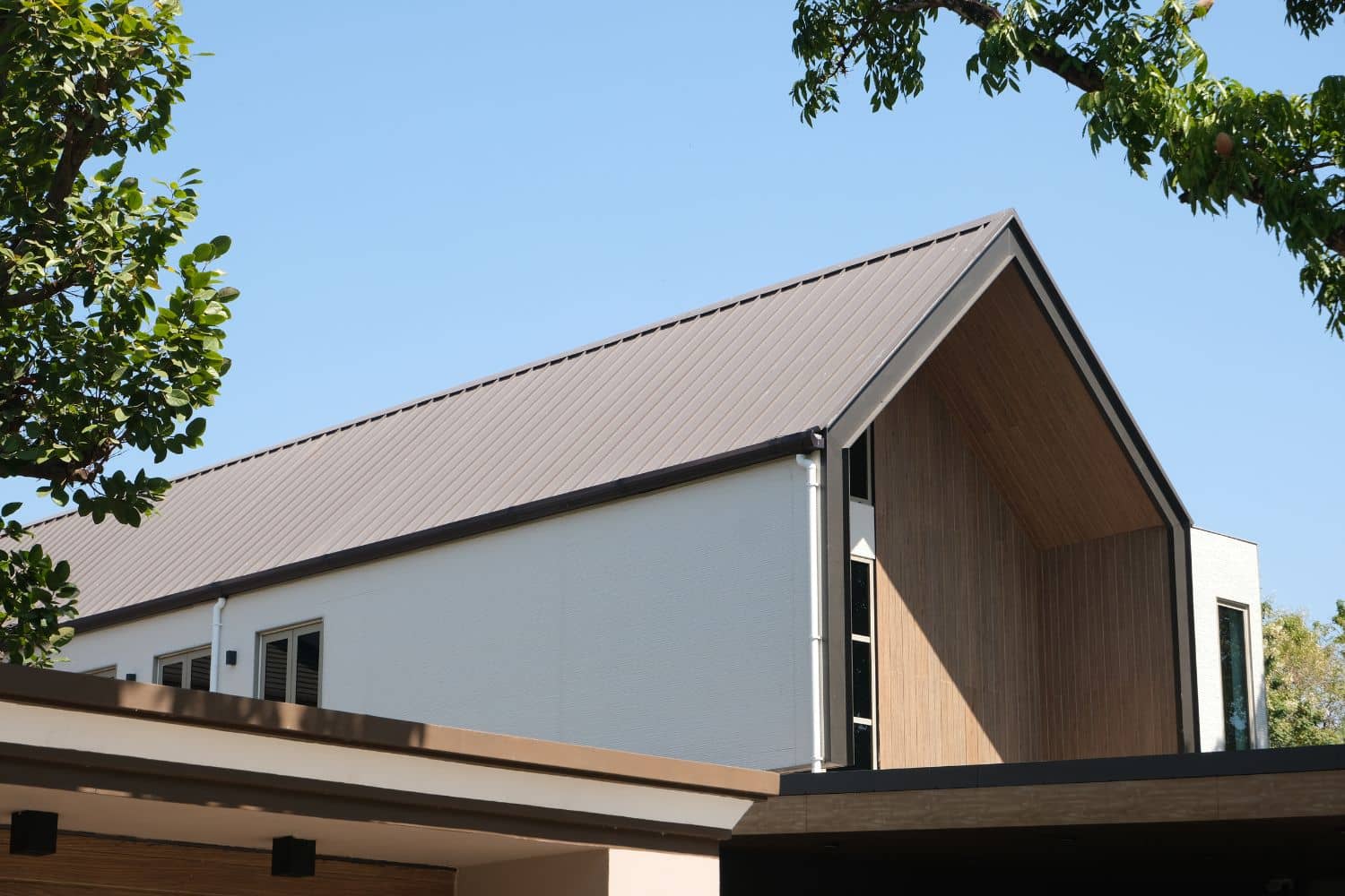 รับทำหลังคาตึกอาคารพาณิชย์