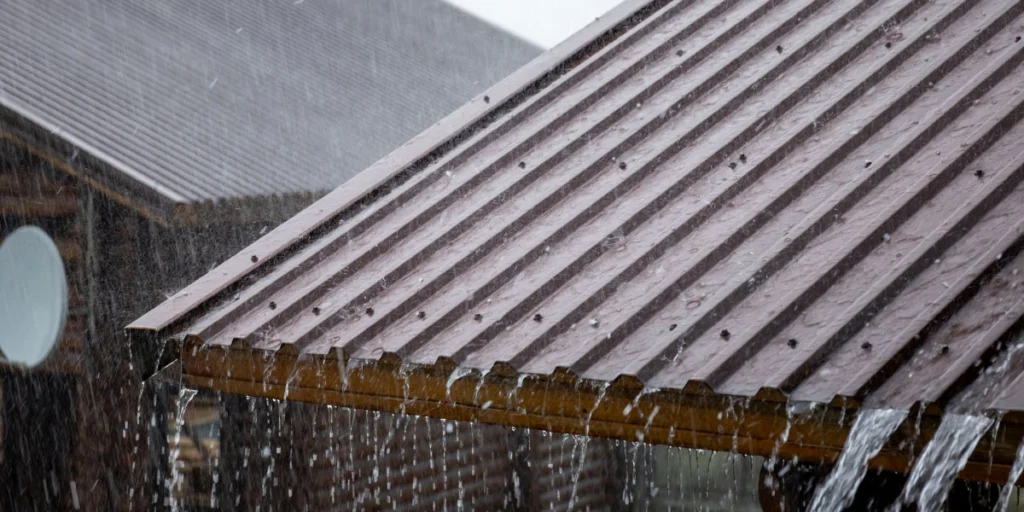 วิธีมุงหลังคาเมทัลชีทควรลาดเอียงไม่ต่ำกว่า 5 องศา