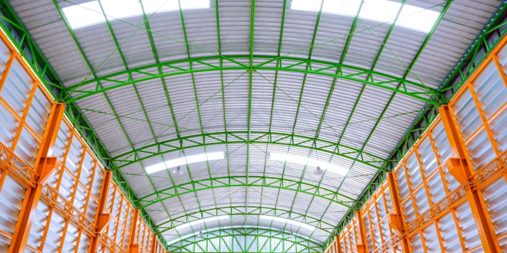 หลังคาโรงงานแบบโปร่งแสง